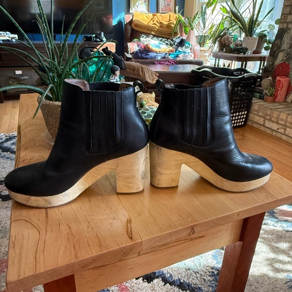 Madewell platform booties size 10 black leather boots - Picture 2 of 7